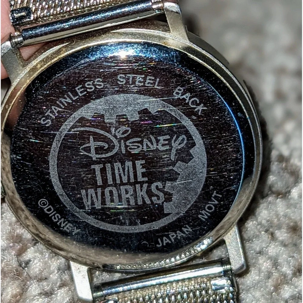 Disney Time Works‎ Mickey Mouse Watch Collectible Novelty Silver Mesh Band